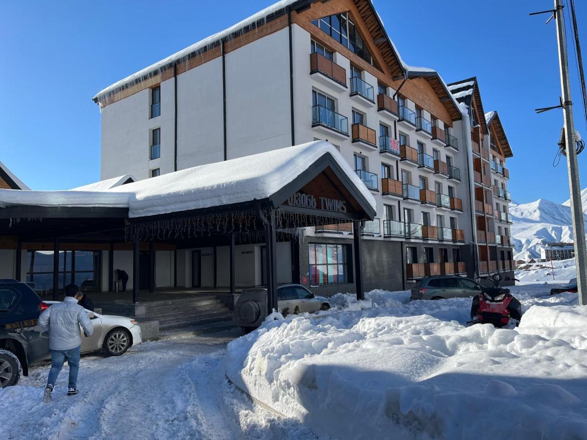 Stuning Views On Mountains, Gudauri Apartment Bagian luar foto